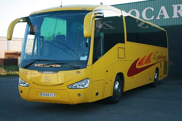 autocares-zambrano-autobus-55-a-60-plazas-cadiz-modelo-century-5