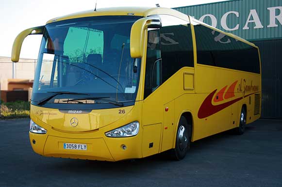 autocares-zambrano-autobus-55-a-60-plazas-cadiz-modelo-century-6