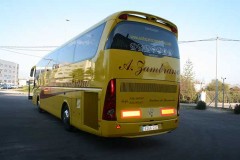 autocares-zambrano-autobus-55-a-60-plazas-cadiz-modelo-pb-10