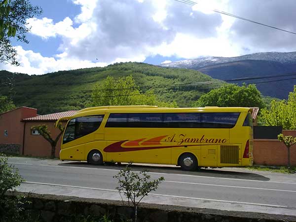 autocares-zambrano-autobus-55-a-60-plazas-cadiz-modelo-pb-21
