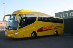 autocares-zambrano-autobus-55-a-60-plazas-cadiz-modelo-pb-5