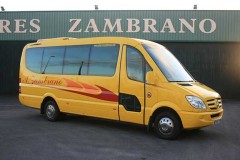 autocares-zambrano-microbus-16-plazas-cadiz-3