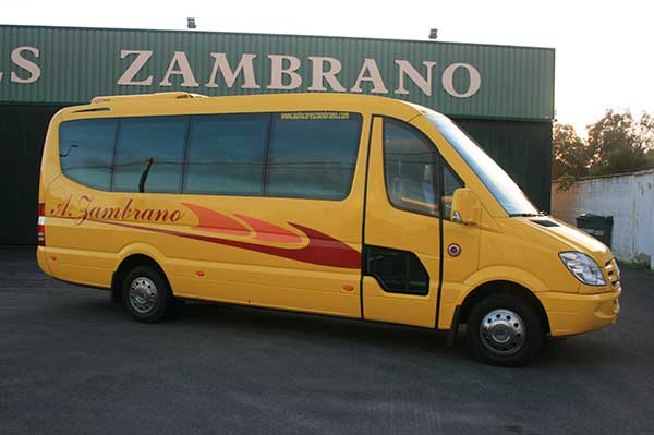 autocares-zambrano-microbus-16-plazas-cadiz-4