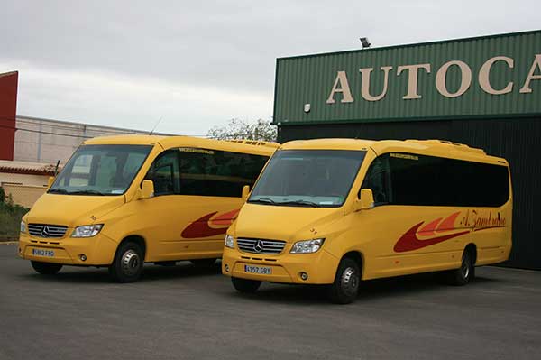 autocares-zambrano-microbus-25-a-30-plazas-cadiz-6
